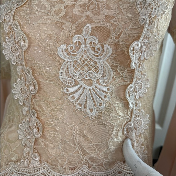 Me Elegant Lace Bell Sleeve Dress.  #180 - Picture 6 of 14